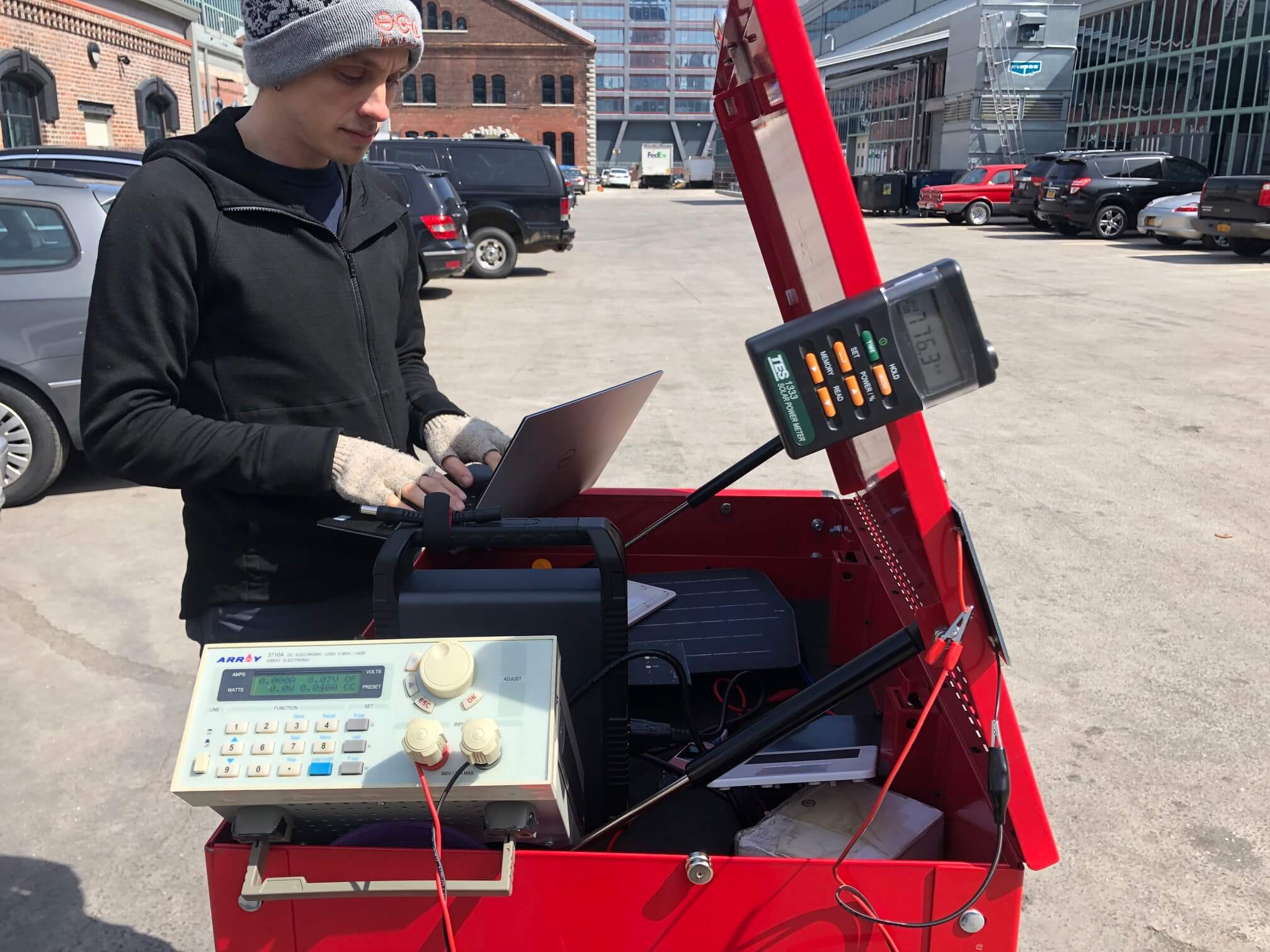 The manual solar panel setup