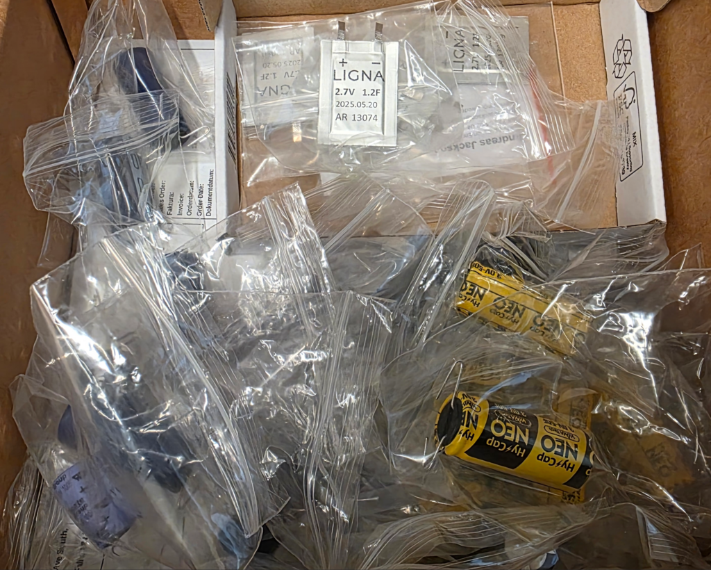 Five different supercapacitors are powerprofiled with Otii Product Suite in this study.